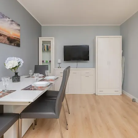 Unique Apartment With A Balcony In Sopot By Rent Like Home Exterior photo